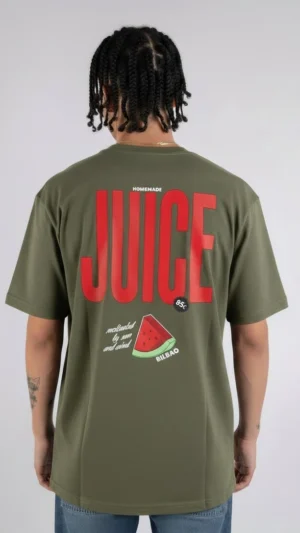 Remera over Juice